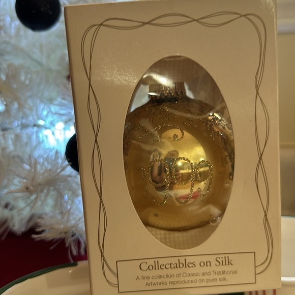 Bundle Eddie Bauer Vintage  Mugs collectibles + Vintage HandPainted Ornament. - Picture 6 of 9